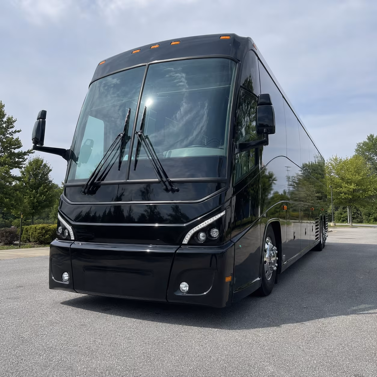 airport shuttle buses for government and military personnel flying through lake charles and houston