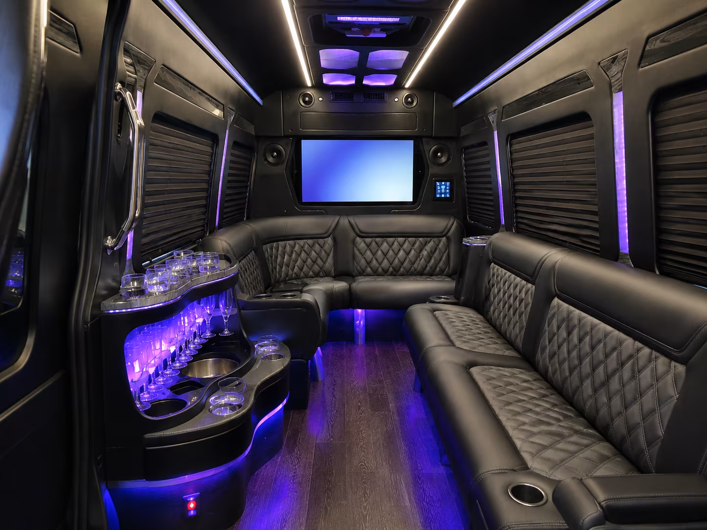 ground transportation for corporate groups flying into lake charles houston or new orleans